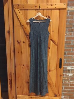 Flax Sleeveless V-Neck Maxi Dress in Heather Gray